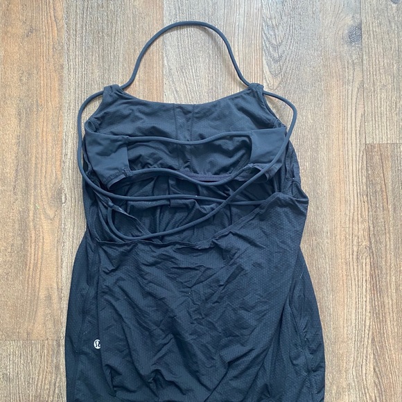 LuluLemon Flow and Go tank - Picture 3 of 4